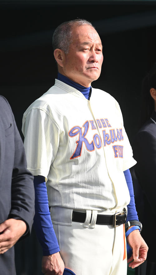 高校野球】神戸国際大付が16年ぶり近畿制覇 V打＆好救援の橋本大智