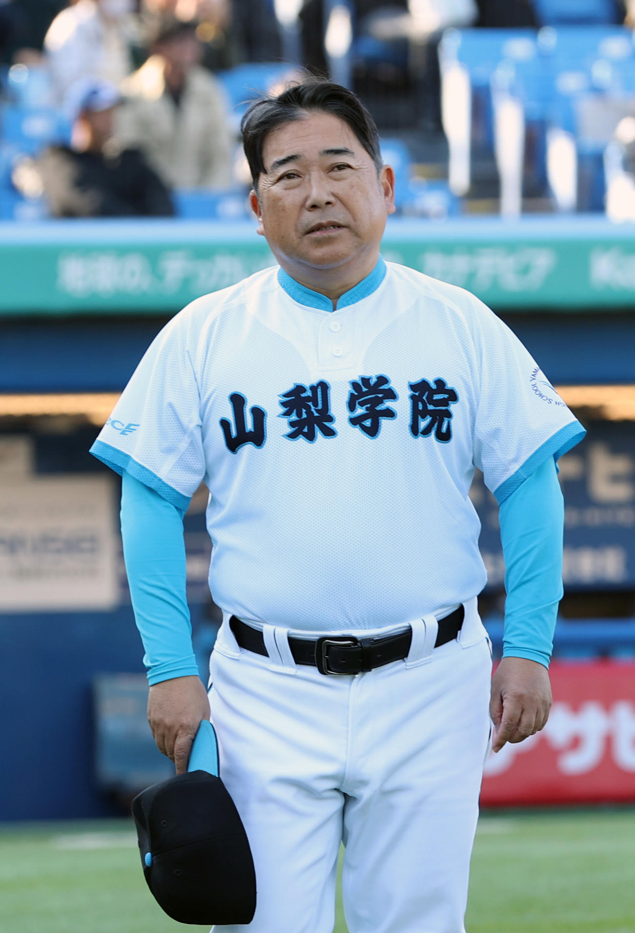山梨学院対帝京　勝利した山梨学院・吉田監督（撮影・柴田隆二）