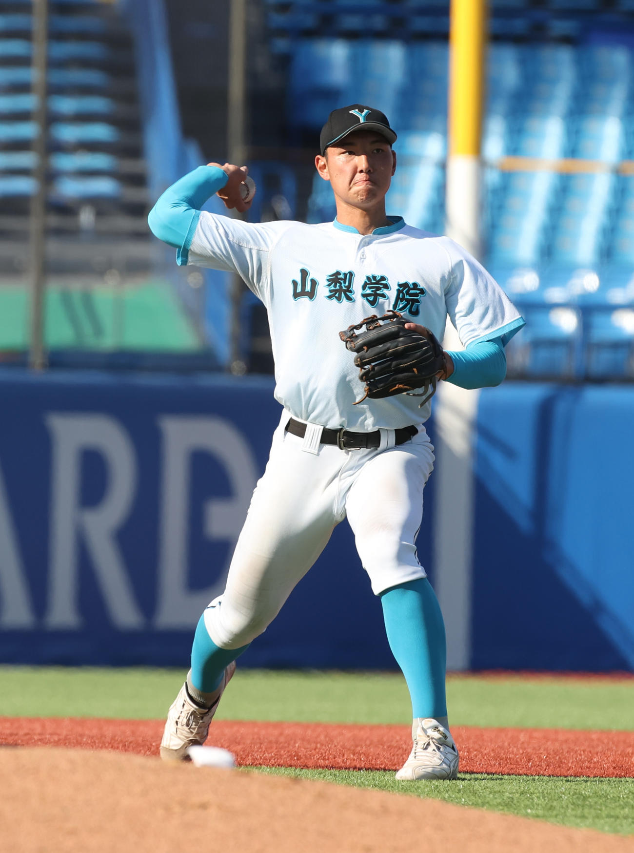 山梨学院対帝京　三塁でスタメン出場した山梨学院・菰田（撮影・柴田隆二）