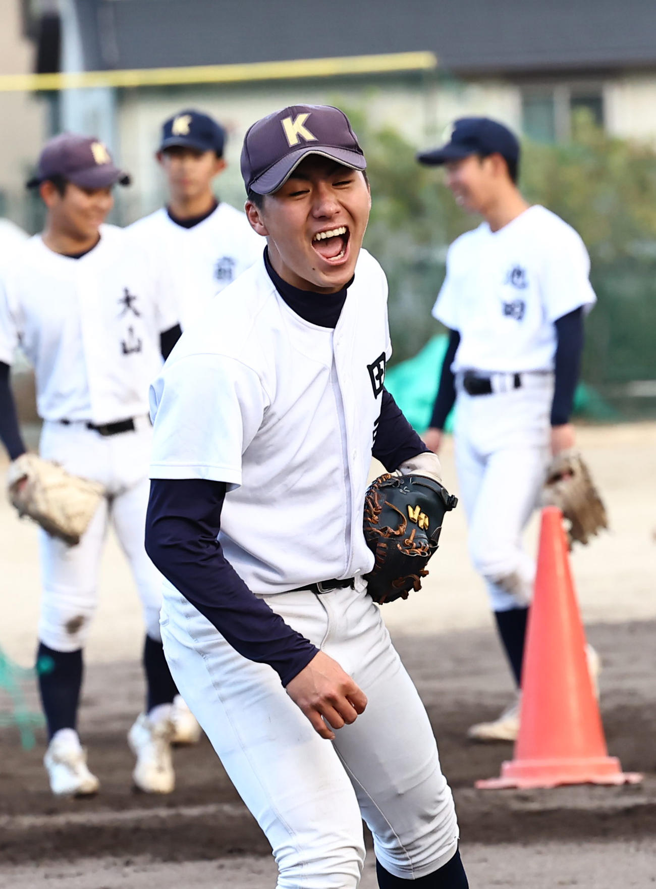 声を出しながら練習をする郡山高校・田副主将（撮影・上田博志）