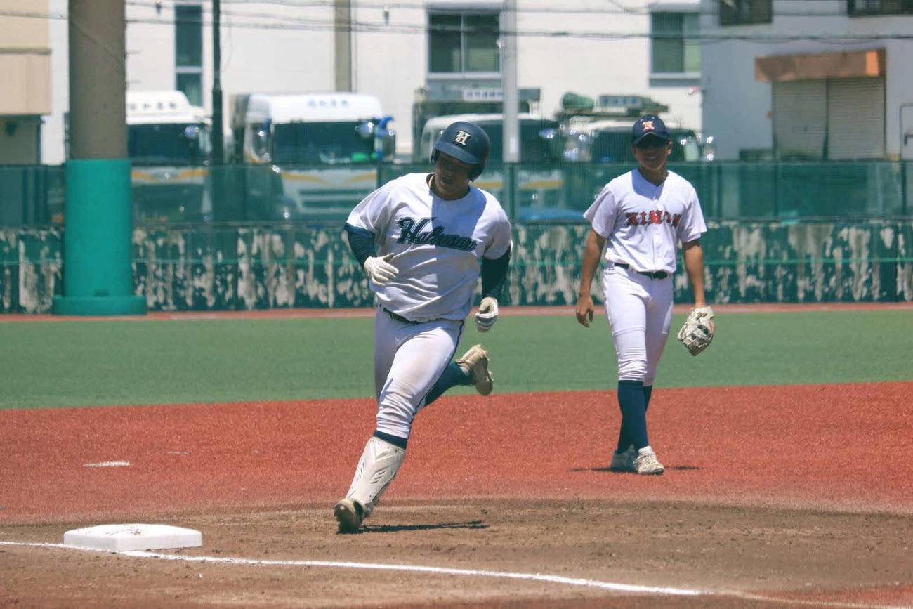 白山（神奈川）時代に4番を務めた柳沢。11日初日の大相撲初場所で前相撲デビューする（大島部屋提供）