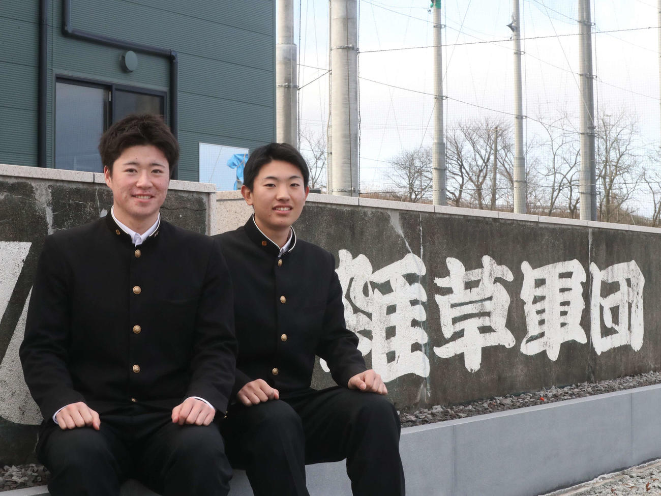 大学進学へ意気込む金足農・吉田（左）と佐藤晃（撮影・高橋香奈）