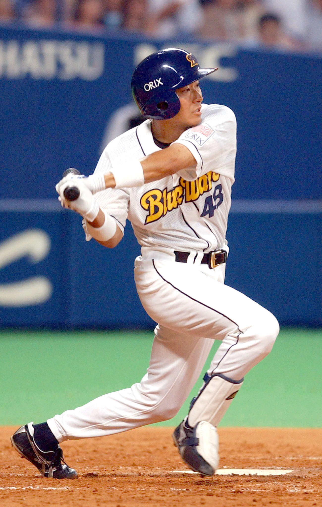 オリックス対ダイエー8回戦　4回裏無死三塁、竜太郎（辻竜太郎　オリックス）が右前適時打を放ち、プロ初打点をあげる（2002年6月6日撮影）