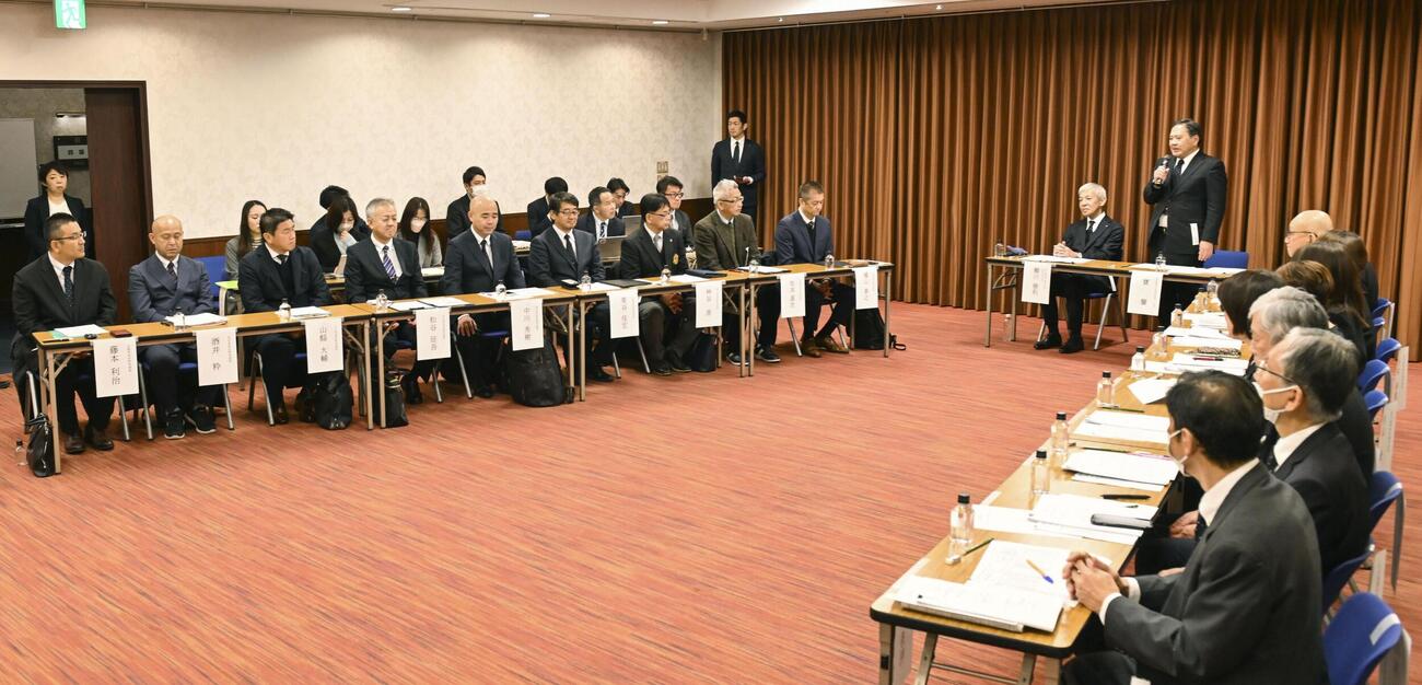 第98回選抜高校野球大会の21世紀枠候補の推薦理由説明会＝30日午前、大阪市北区（代表撮影）