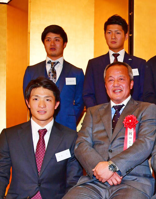 センバツ】東洋大姫路・岡田監督「全体で盛り上げたい」教え子・阪神