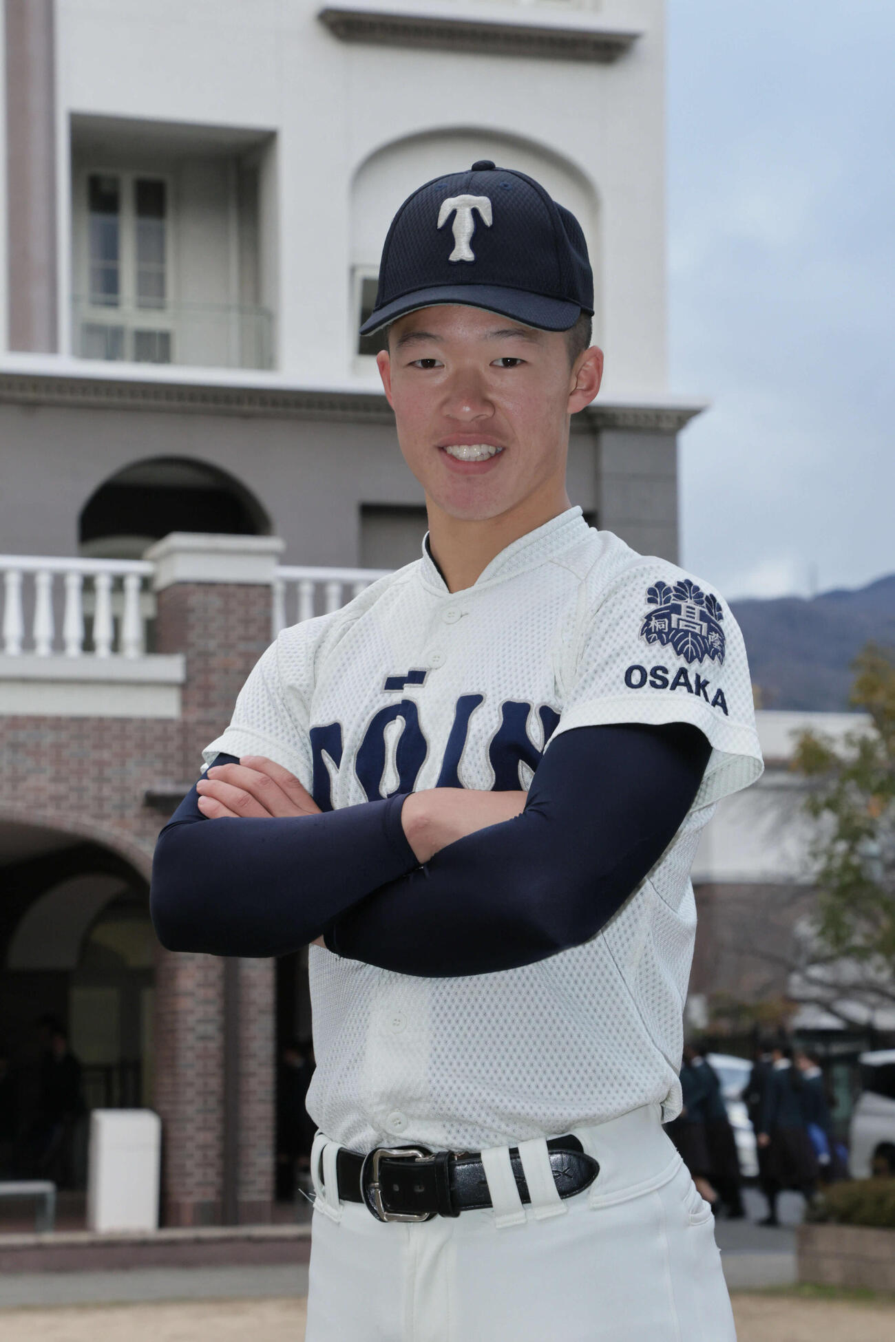 センバツ出場が決定し笑顔を見せる大阪桐蔭のエース吉岡（撮影・宮崎幸一）