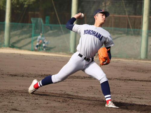 今秋・ドラフト候補の横浜・織田翔希、練習試合の初戦で152キロ 6球団