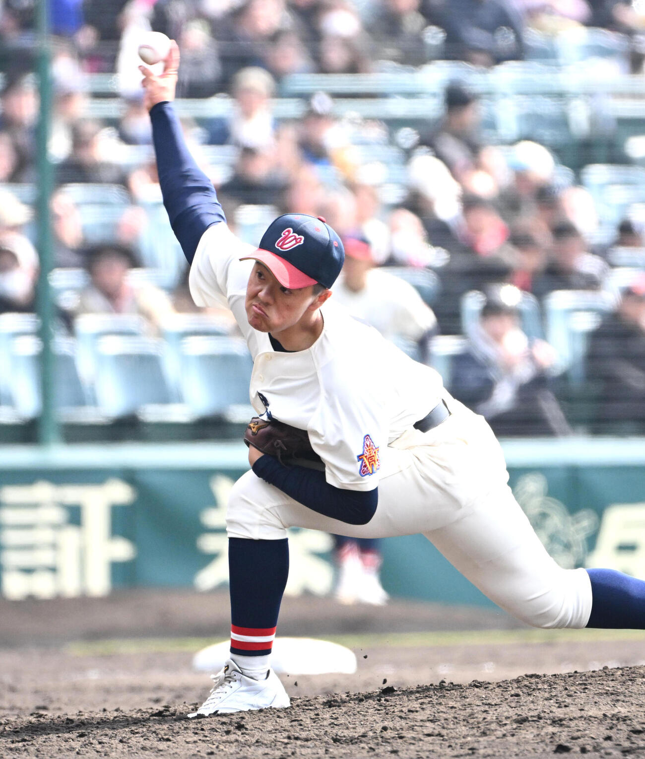 滋賀学園対長崎西　長崎西2番手の熊寛生（撮影・石井愛子）