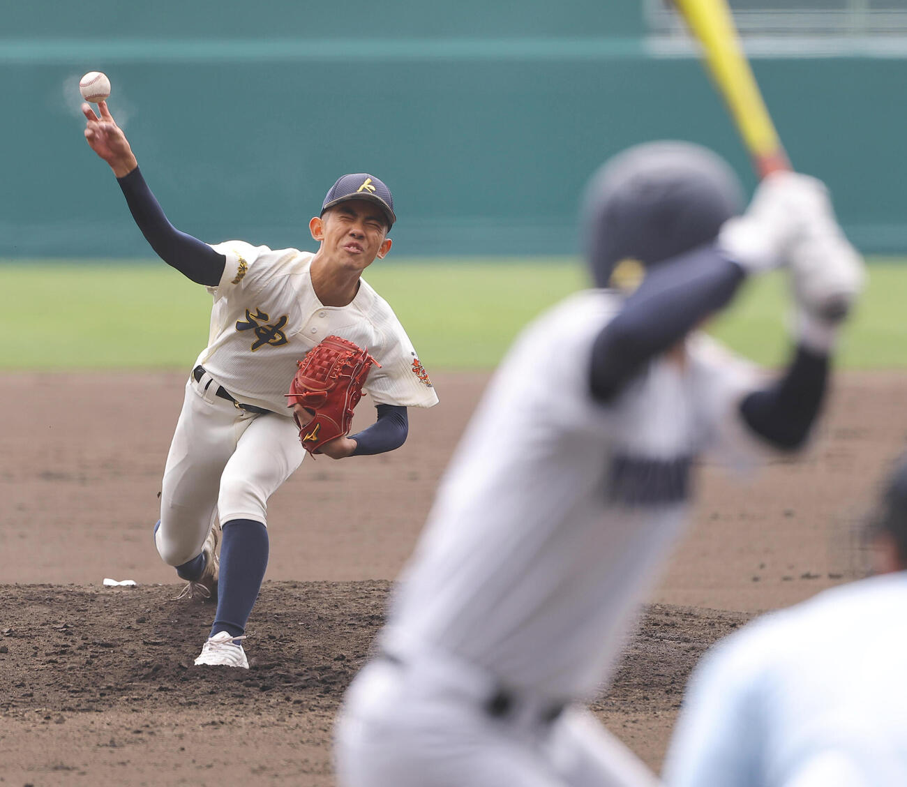 神村学園対横浜　神村学園先発の龍頭（撮影・上田博志）
