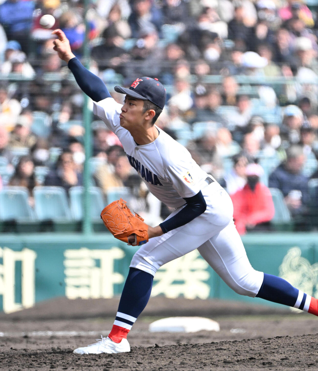 神村学園対横浜　横浜先発の織田翔希（撮影・石井愛子）