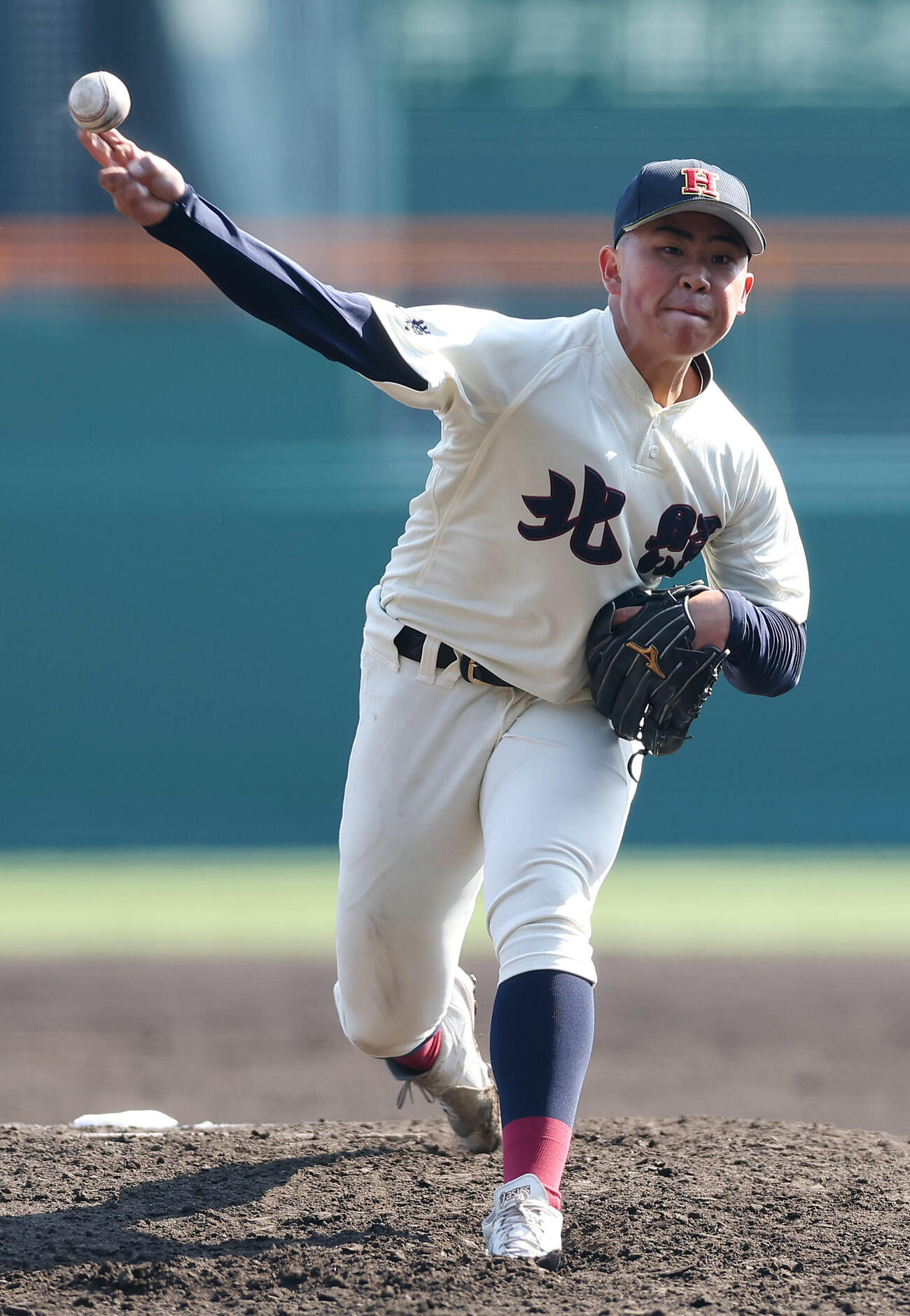 専大松戸対北照　力投する北照先発の島田（撮影・前田充）
