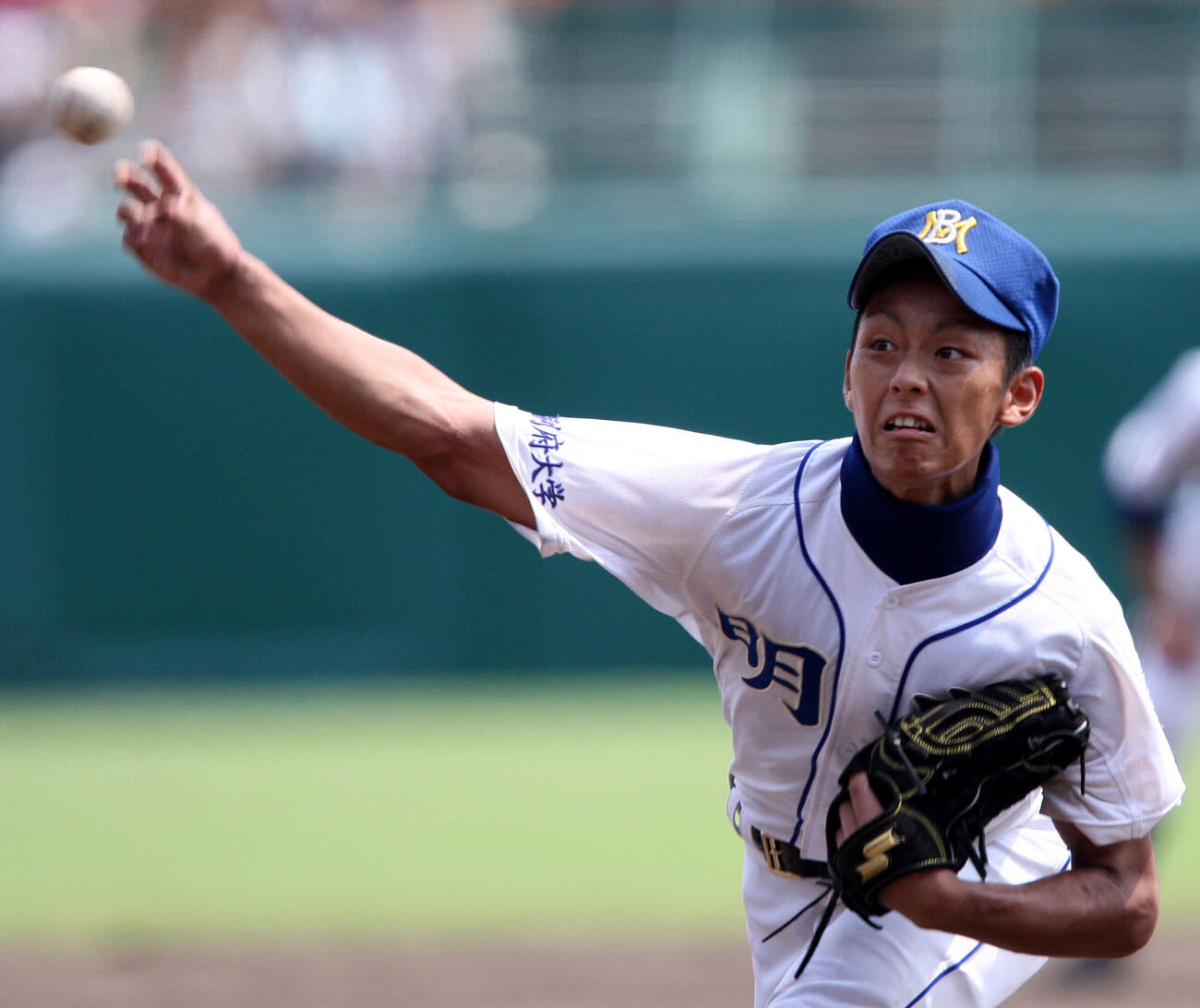2009年8月、全国高校野球選手権準々決勝　花巻東対明豊　9回、再びマウンドに立った明豊・今宮健太は、154キロの直球を投げ込む