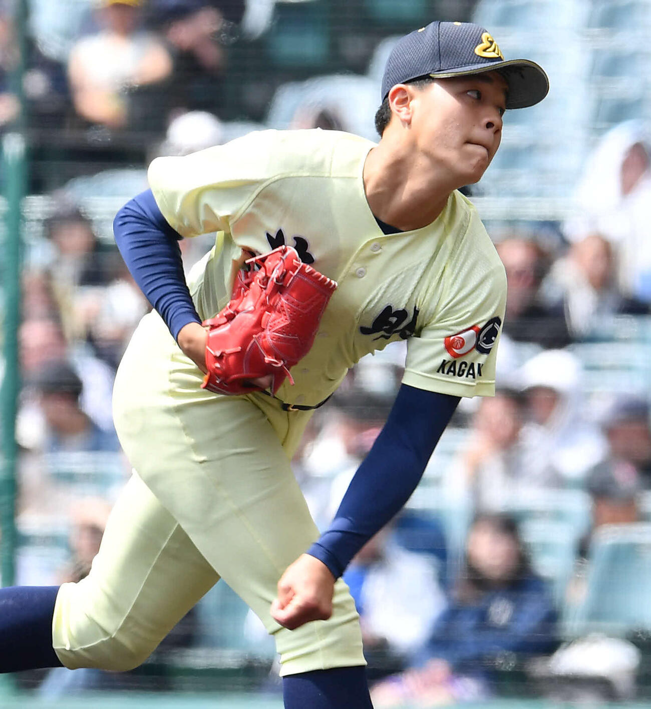 英明対高川学園　英明先発の冨岡（撮影・岩下翔太）