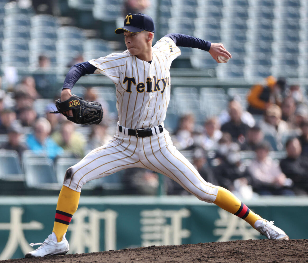 東北対帝京長岡　5回途中から登板した帝京長岡2番手西脇（撮影・西尾就之）