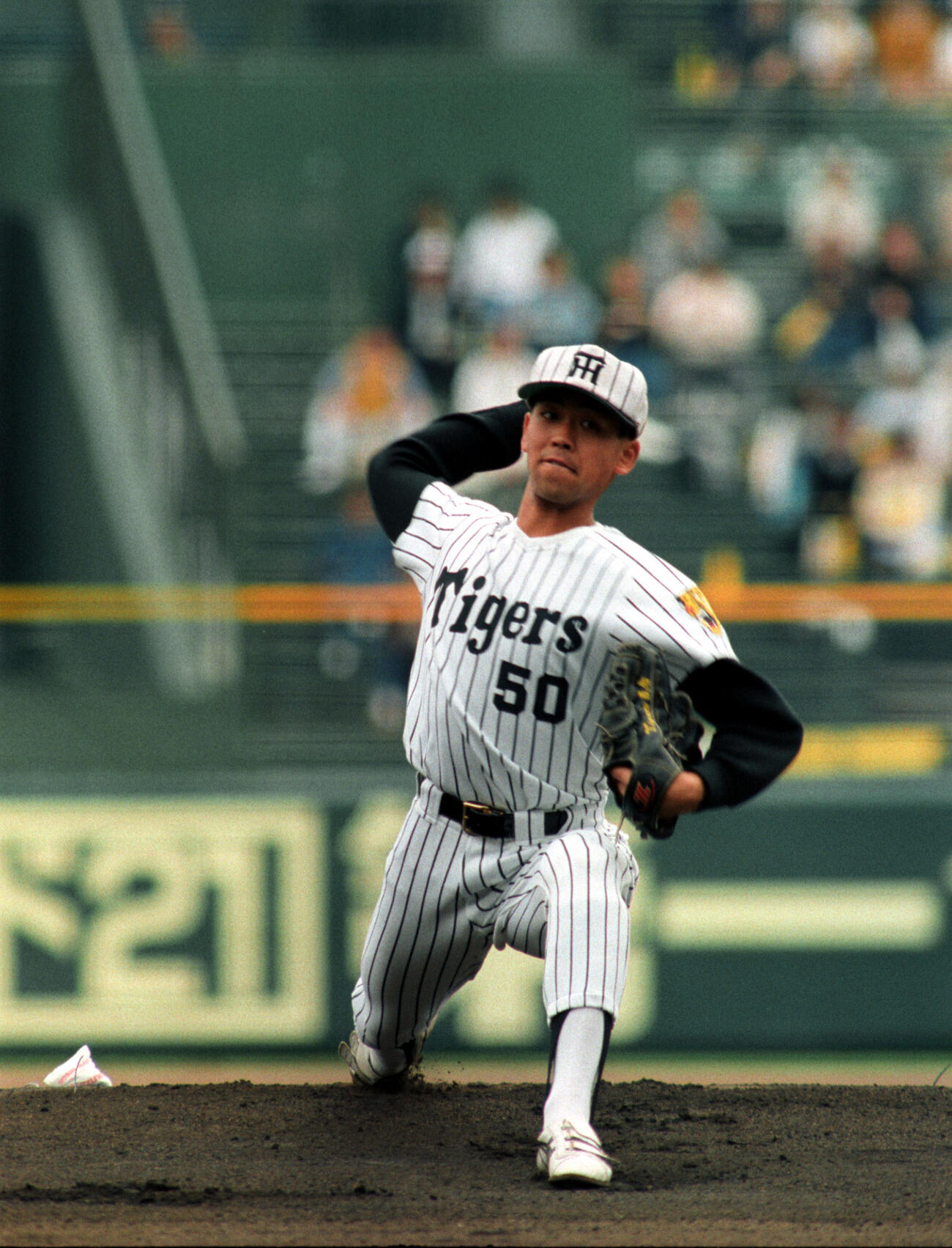 91年5月、大洋戦でプロ初勝利を挙げた阪神麦倉