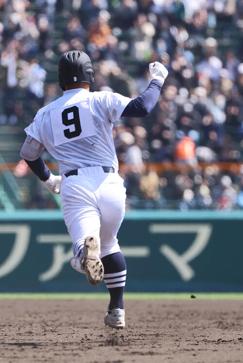 センバツ】中京大中京が8強一番乗り 帝京との名門対決をタイブレーク
