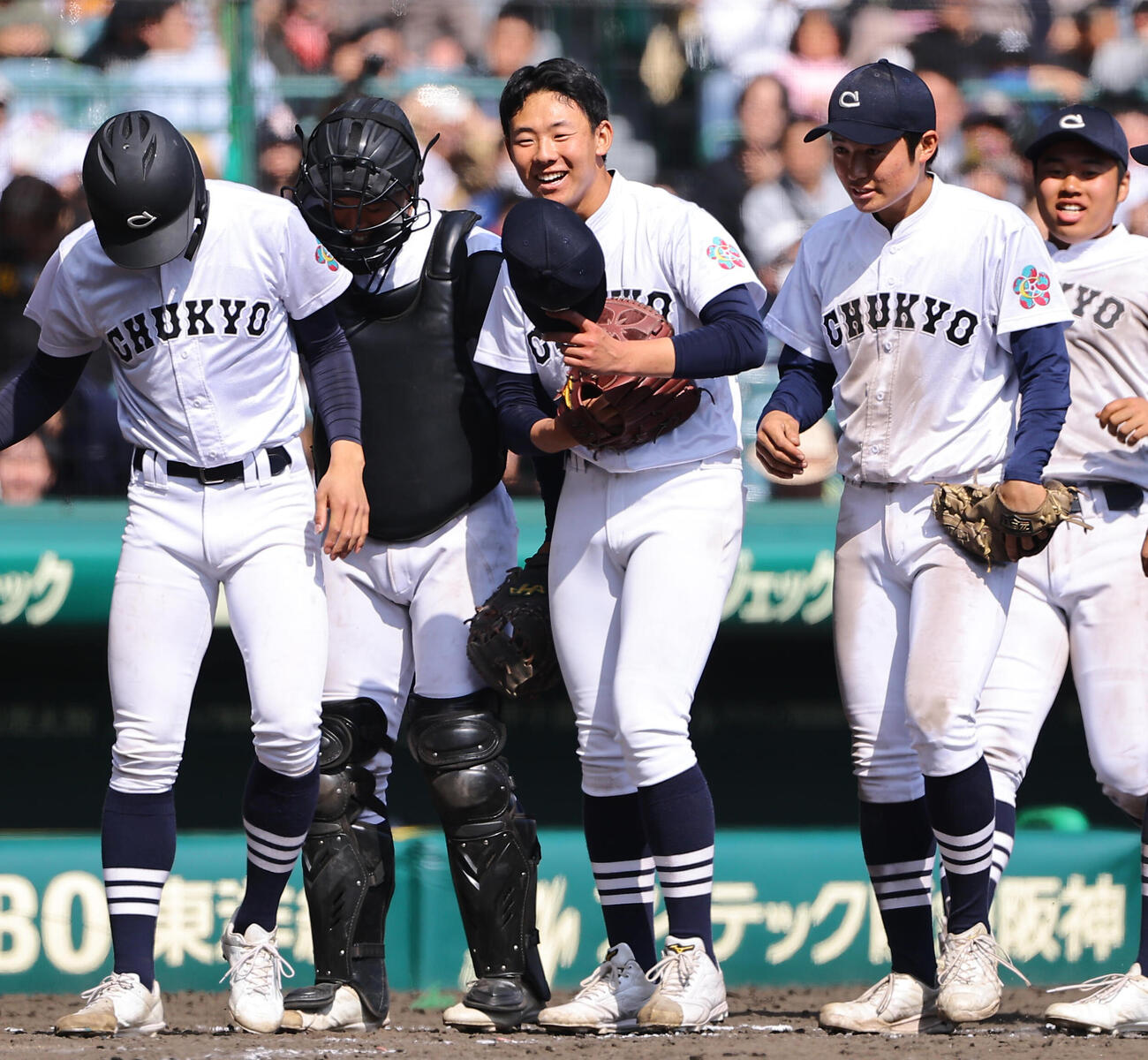中京大中京対帝京　帝京に勝利し笑顔を見せる中京大中京・太田（撮影・上田博志）