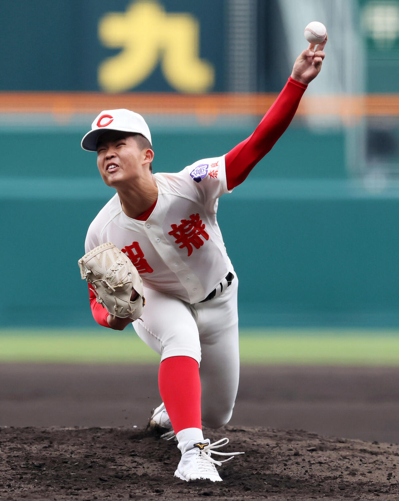 智弁学園対神村学園　智弁学園先発の杉本（撮影・加藤哉）