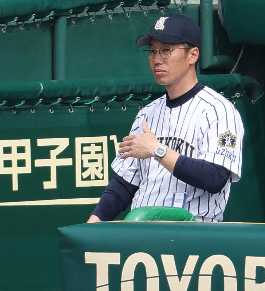 九州国際大付の楠城監督