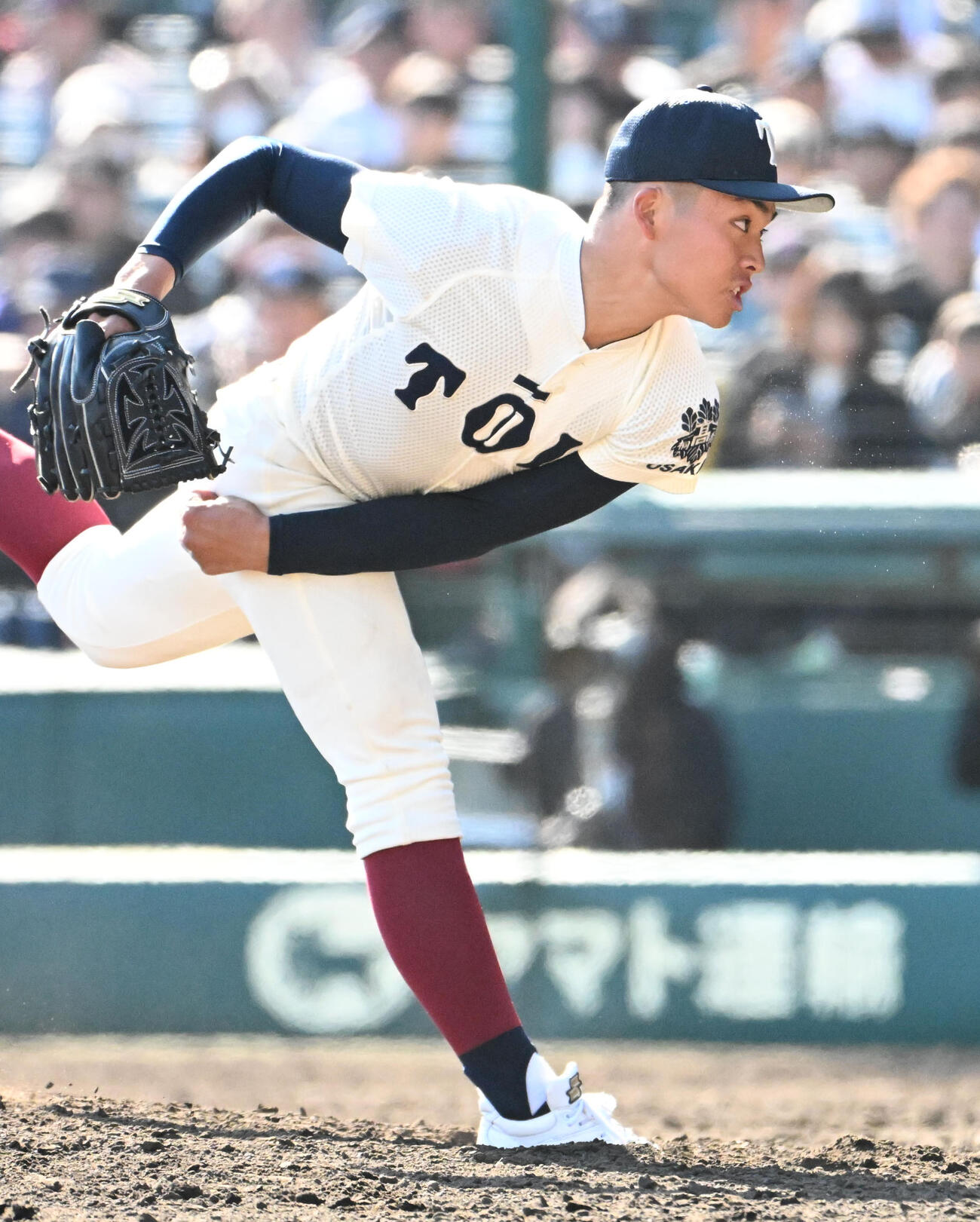 大阪桐蔭対三重　大阪桐蔭3番手の小川蒼介（撮影・石井愛子）