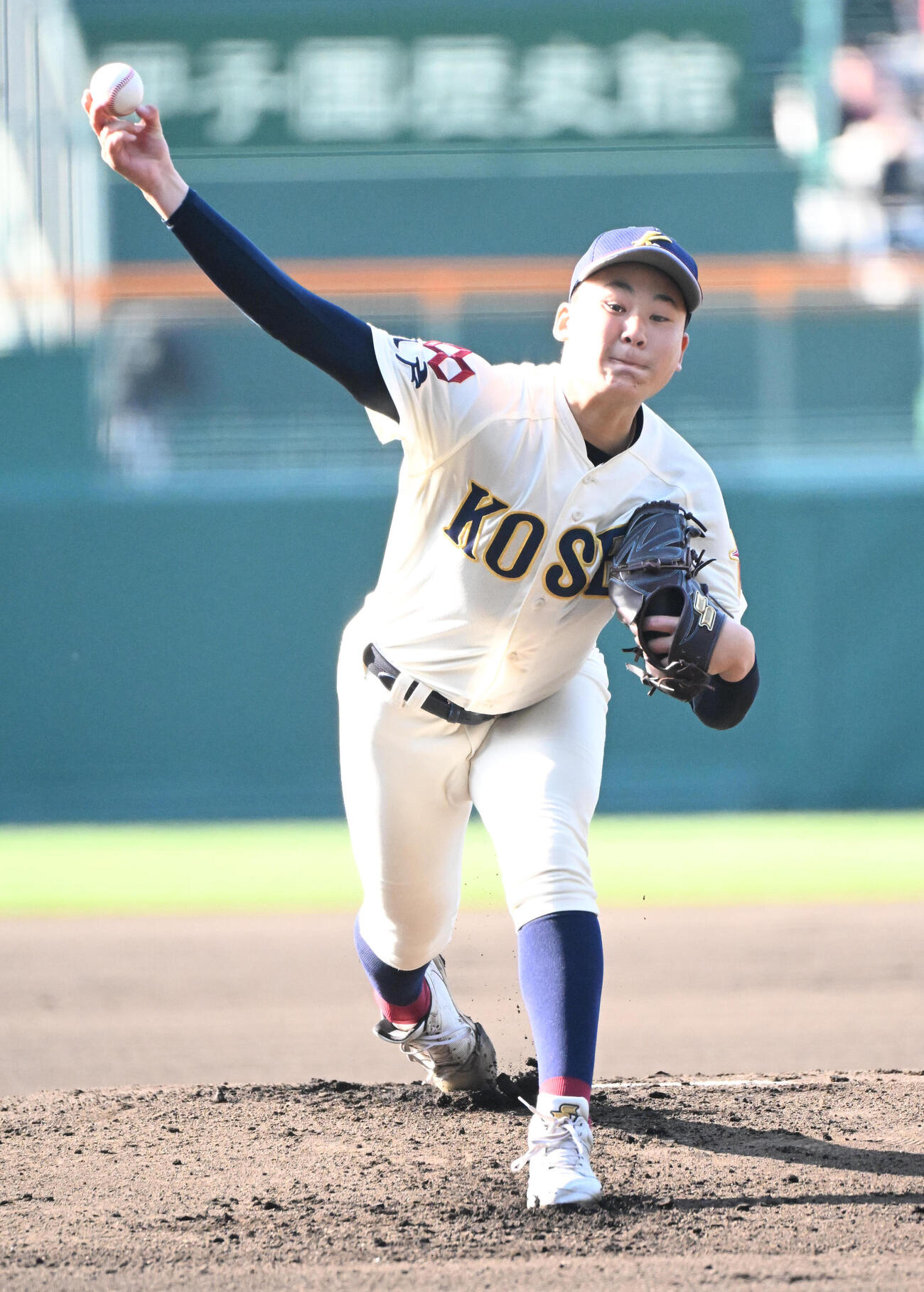 中京大中京対八戸学院光星　八戸学院光星先発の岩崎賢成（撮影・石井愛子）