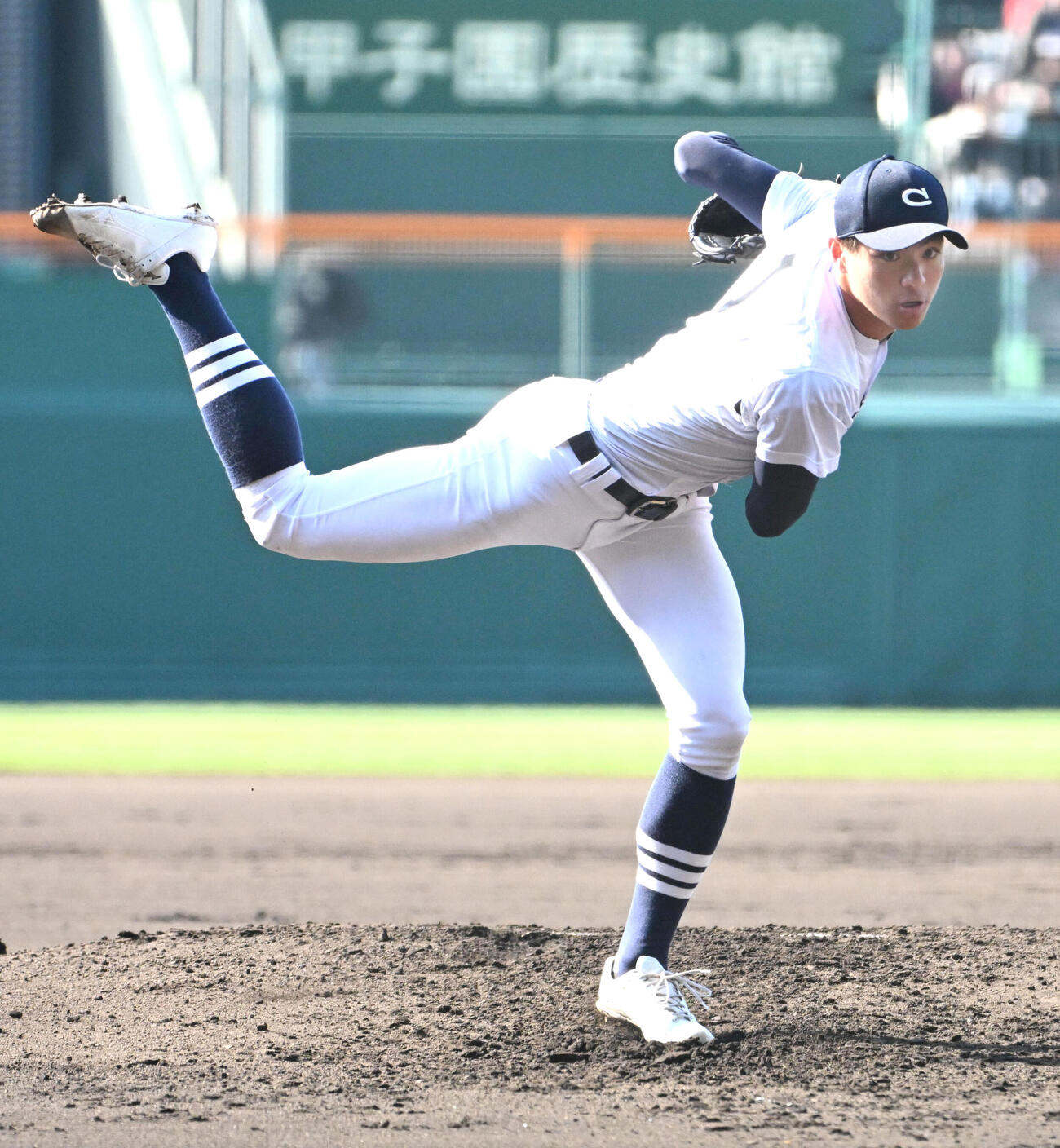 中京大中京対八戸学院光星　中京大中京先発の安藤歩叶（撮影・石井愛子）