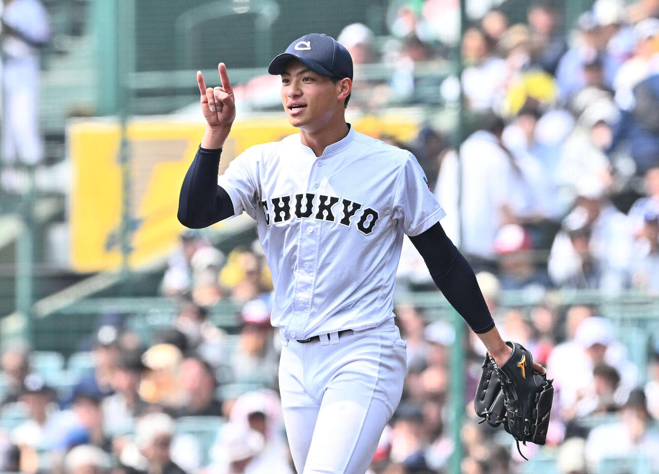 中京大中京対智弁学園　中京大中京先発の安藤（撮影・滝沢徹郎）