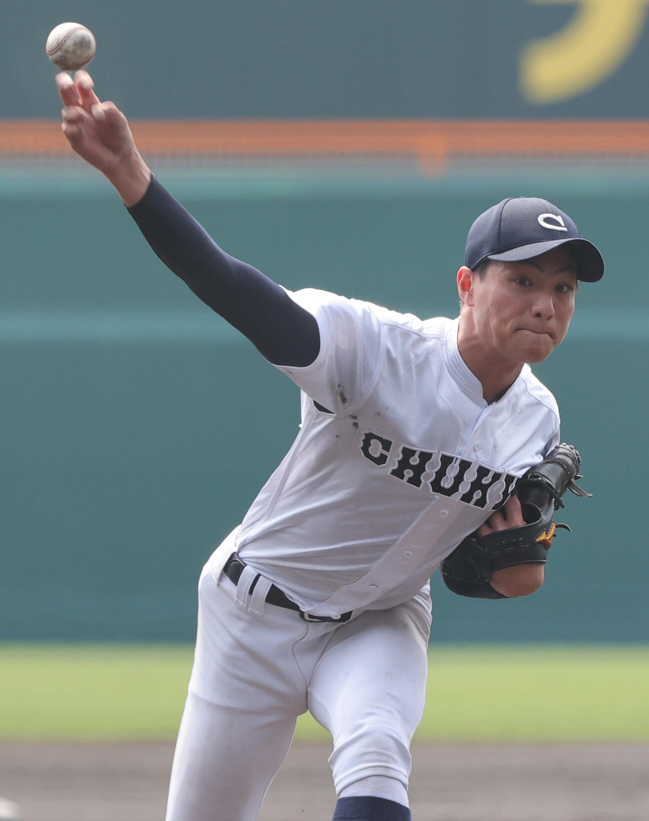 中京大中京対智弁学園　中京大中京先発の安藤（撮影・上山淳一）
