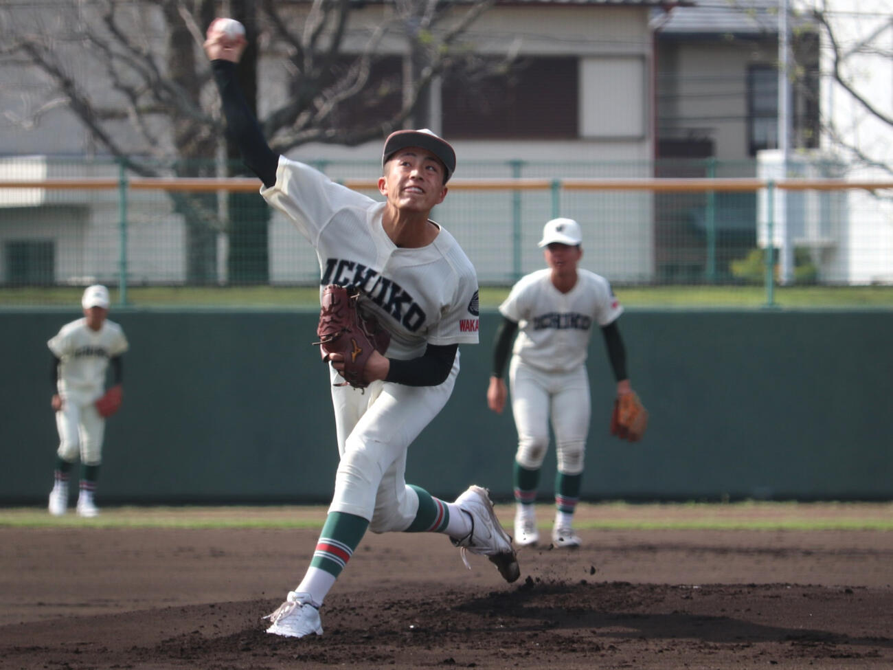 和歌山大会2回戦　智弁和歌山対市和歌山　市和歌山の先発、丹羽（撮影・中島麗）