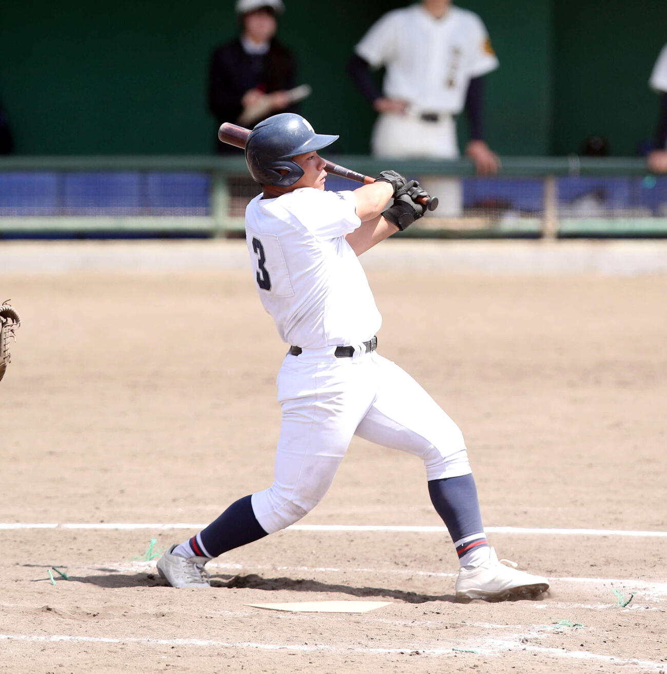 名取北対仙台南　名取北・丸山諒大内野手が9回表名取北2死一、二塁、左前打を放った＝2026年4月22日