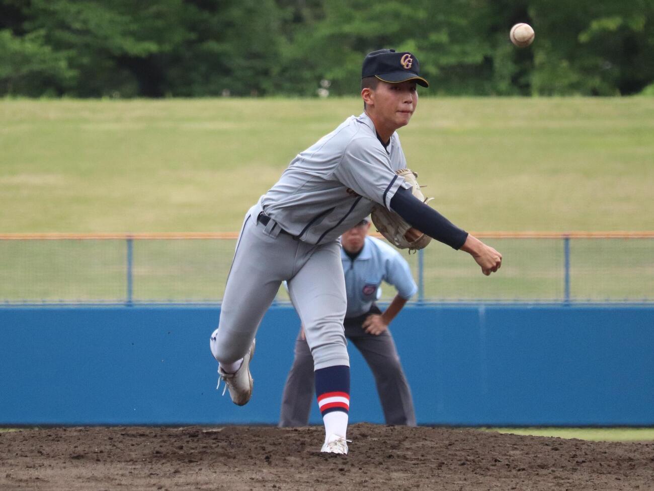春季千葉大会　千葉学芸対学館浦安　千葉学芸、先発の中野歩