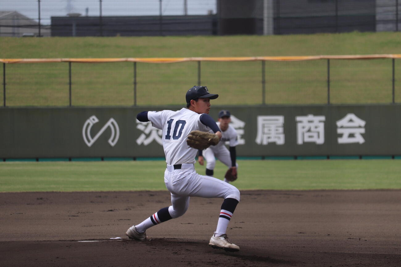 春季兵庫県大会準々決勝　篠山産業対高砂　先発し9回完投勝利の高砂・前田航佑
