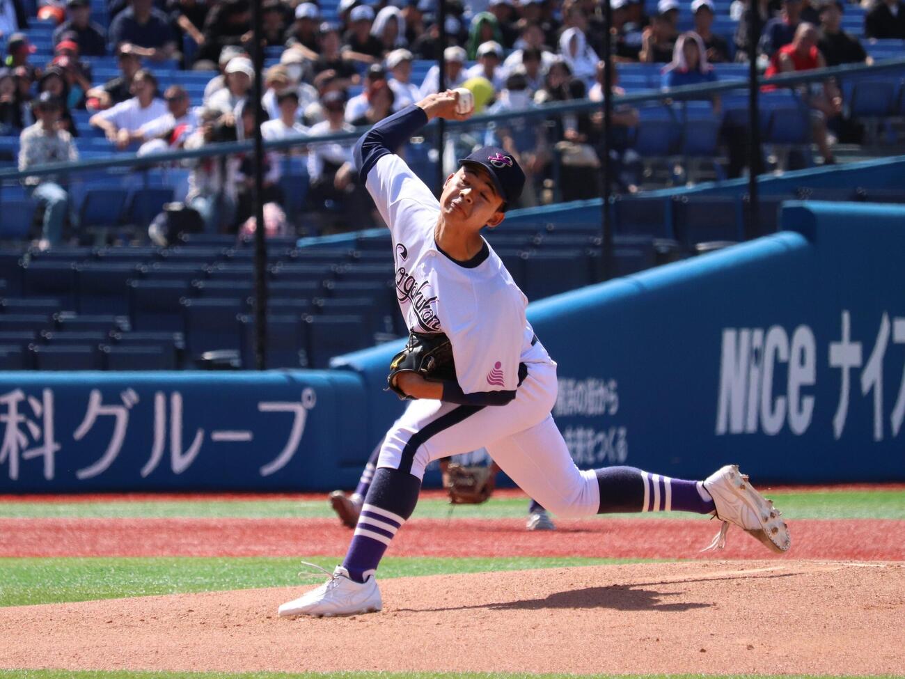 春季神奈川大会　横浜創学対慶応　横浜創学館の先発、上村怜央（撮影・保坂淑子）