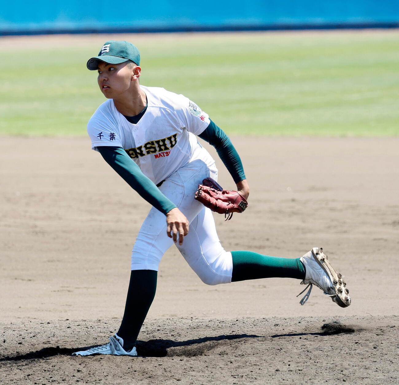 春季関東大会　専大松戸対花咲徳栄　専大松戸の3番手で登板した門倉昴大（撮影・山本朝陽）