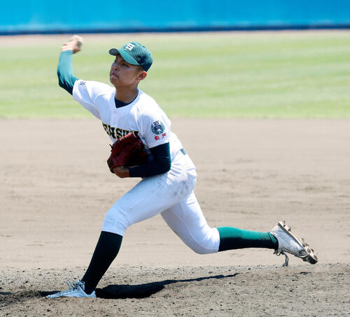 センバツ４強の専大松戸・門倉昂大がコールド勝ち呼び込む好救援　花咲徳栄に大勝