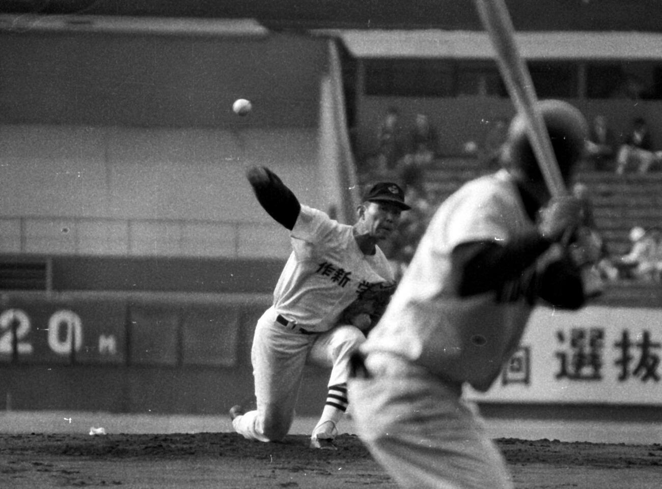 73年、センバツ準々決勝の今治西戦で20奪三振を記録する作新学院の江川