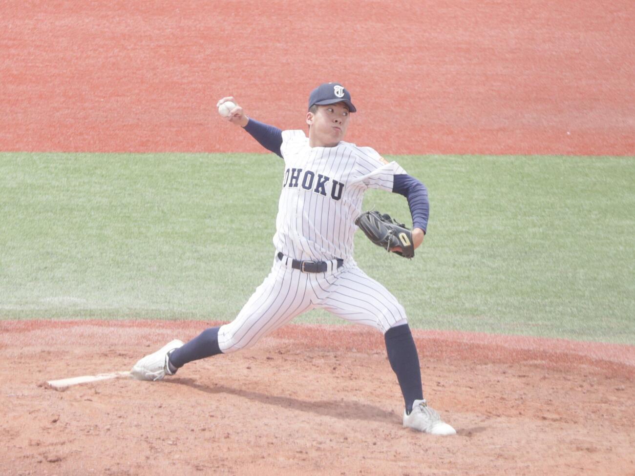 東北学院榴ケ岡対東北　先発し好投した東北・狩野哲平投手（撮影・高橋香奈）