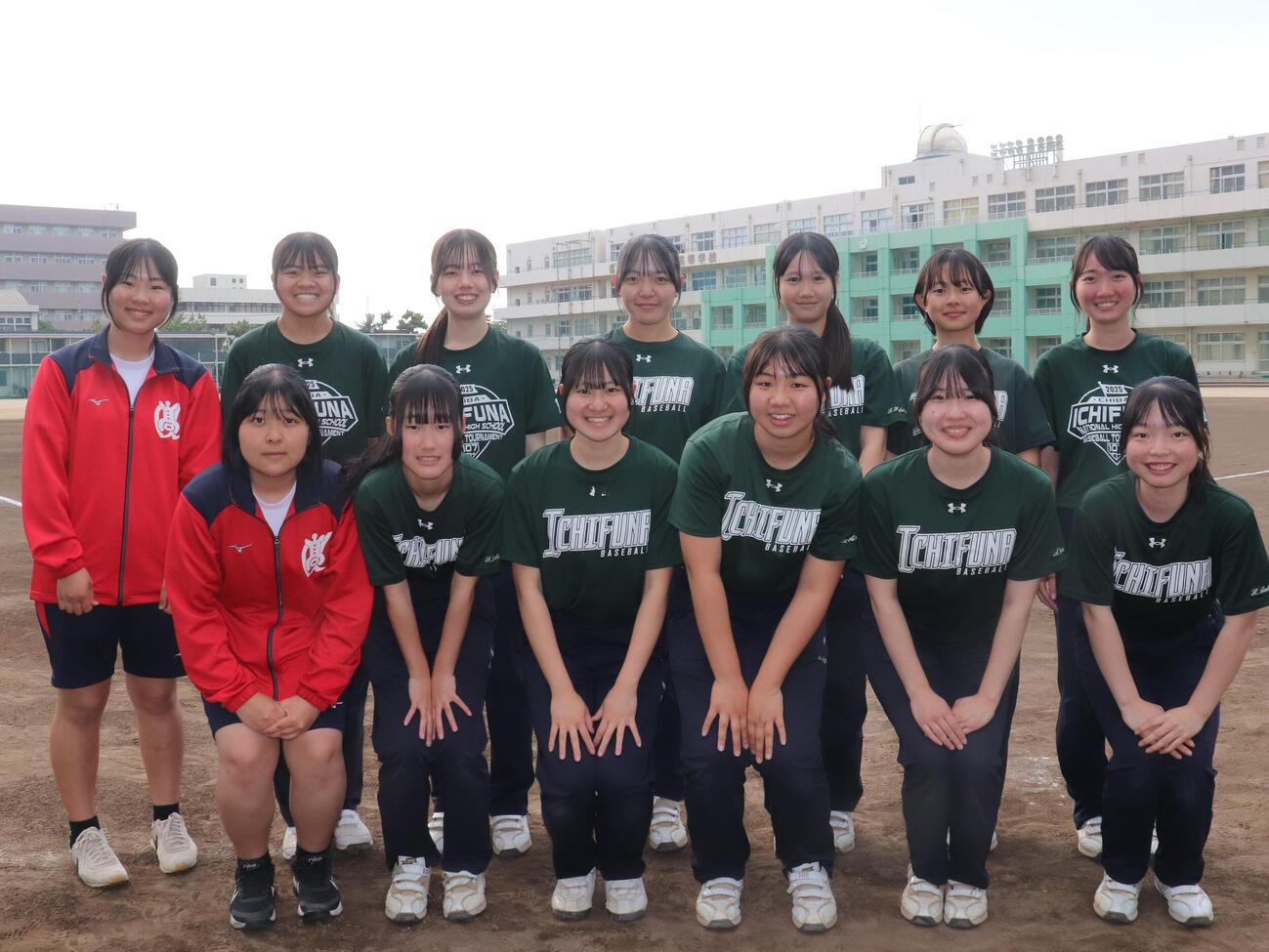 市船橋野球部で選手たちのために、活躍する女子マネジャー13名