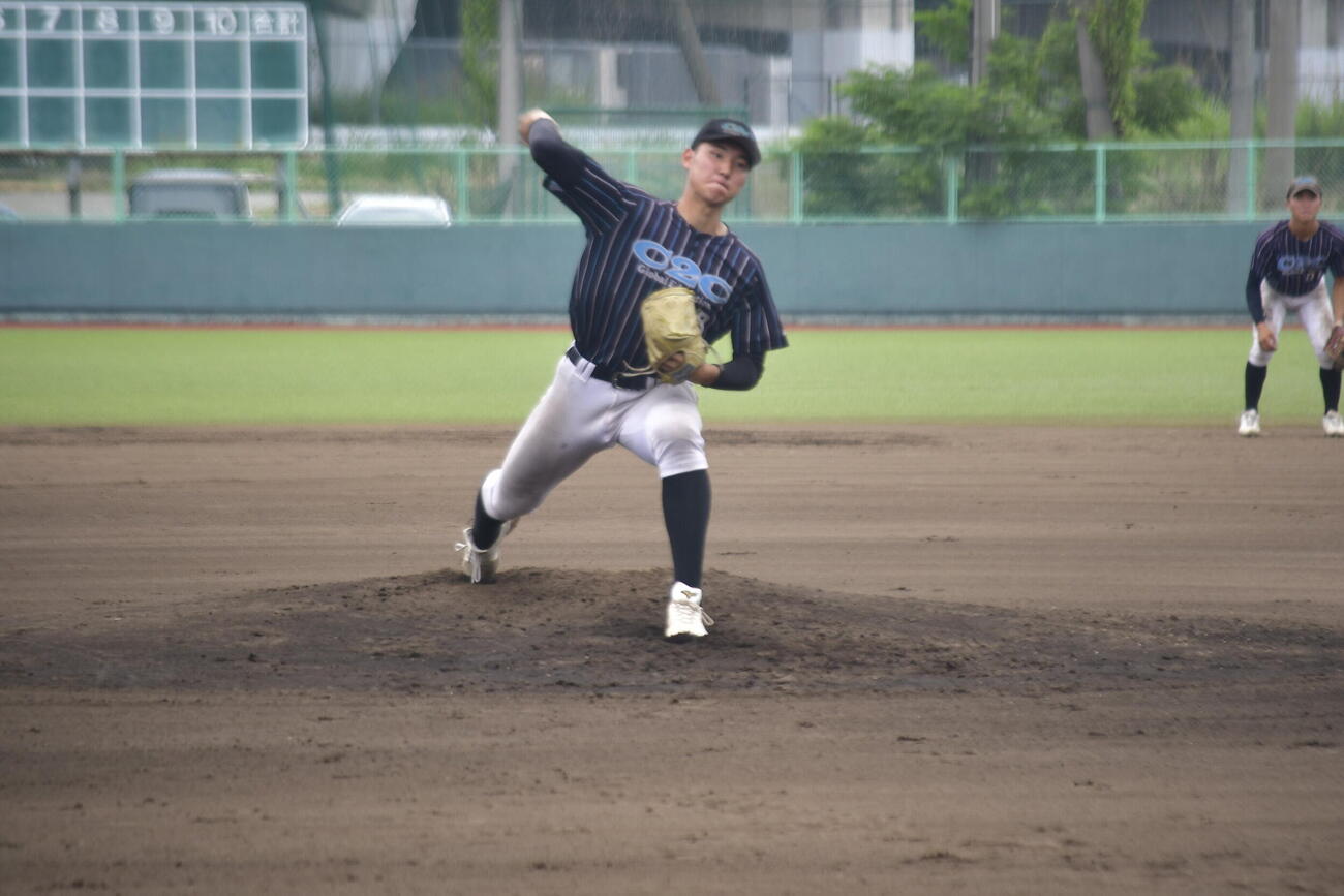 星陵戦に先発した山梨学院・菰田（撮影・平山連）