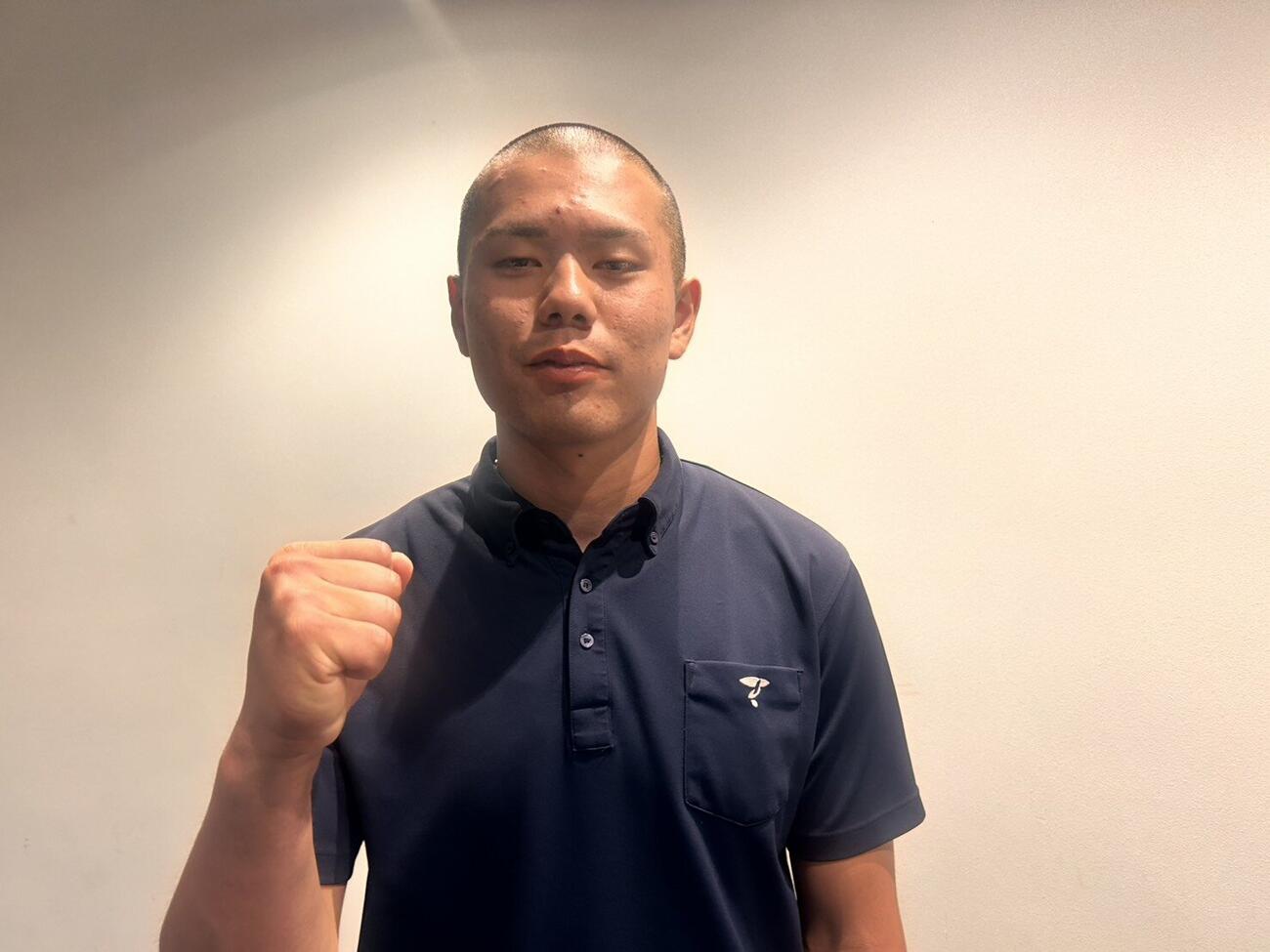現行名で臨む最後の夏に初の甲子園を狙う帝京三主将の小川龍也（撮影・平山連）