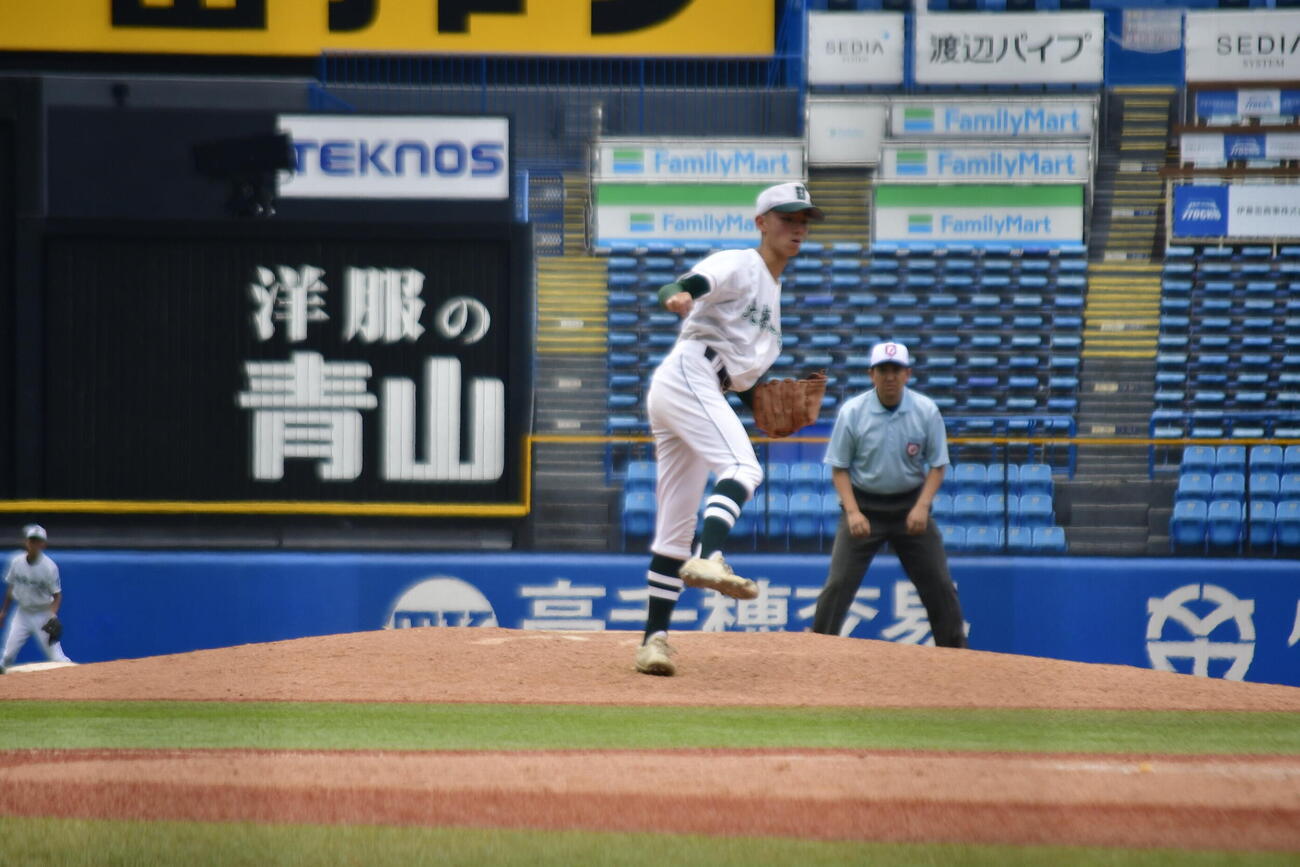 2イニングを無失点に抑えた大東大第一のエース阪口（撮影・平山連）