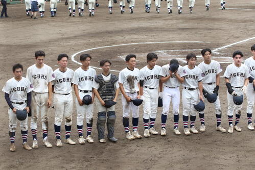 【高校野球】「ギネス記録になるかも」NZ＆米国育ちの国際派球児、バートの夏に幕／西東京