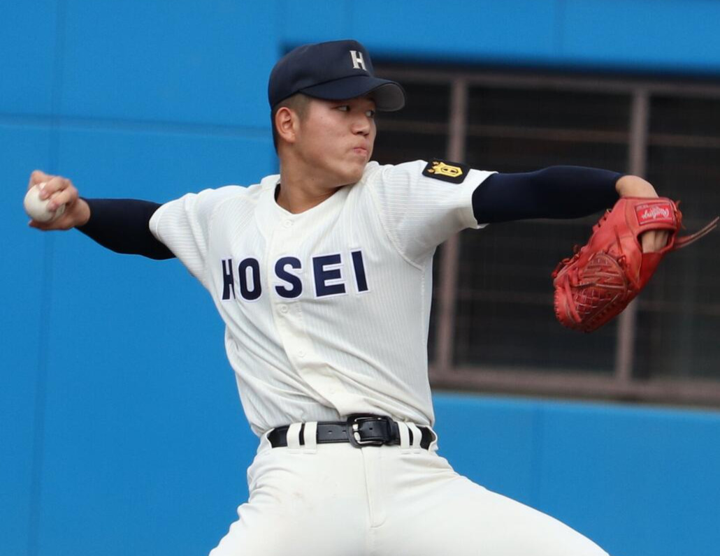 力投する法政二・松田早太（撮影・服部航大）＝2026年7月8日