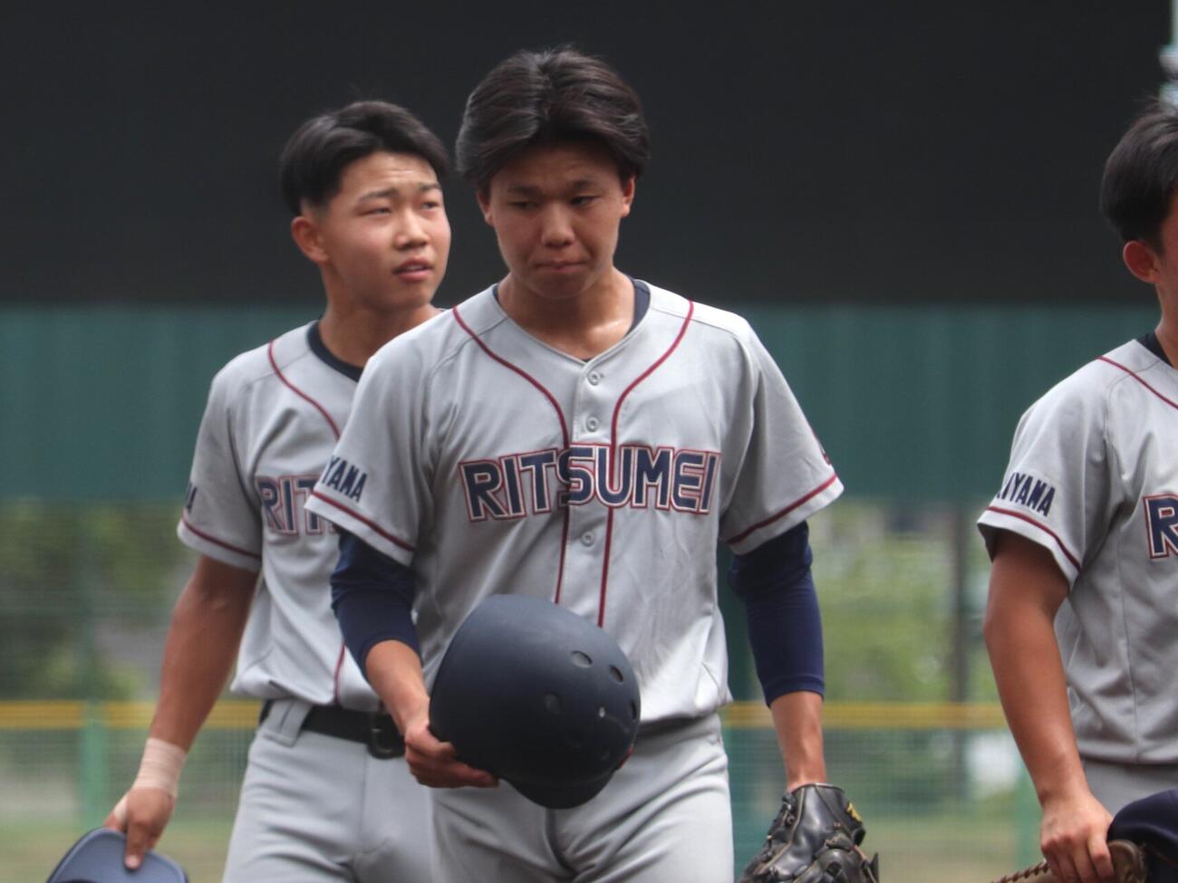 第108回全国高校野球滋賀大会　1回戦　立命館守山対比叡山　試合前のノックに参加した立命館守山の吉見嶺（2年）（撮影・中島麗）