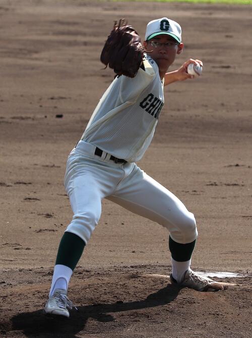 【高校野球】秩父、猛攻で給水タイム前倒し　19得点５回コールドで初戦突破／埼玉