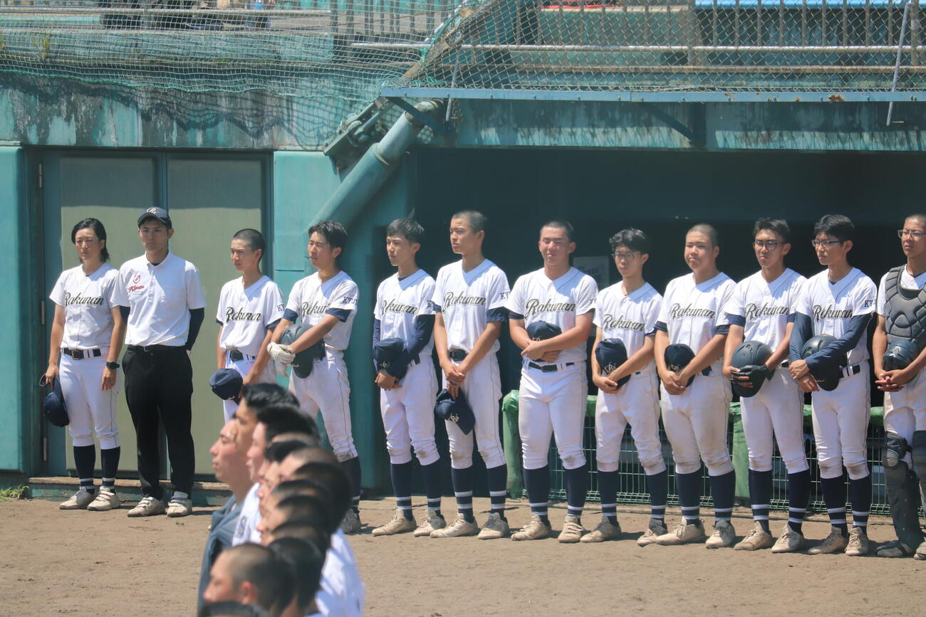 日星対洛南　洛南は初戦敗退となり、西日本唯一の女性監督である山村さんは12年目の節目で退任となった（撮影・佐藤妙月）