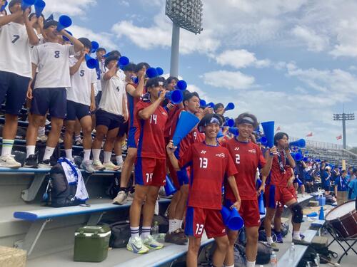 【高校野球】新屋、サッカー部員も熱い声援「僕たちも冬で次は倒す」高校総体で明桜に敗戦／秋田