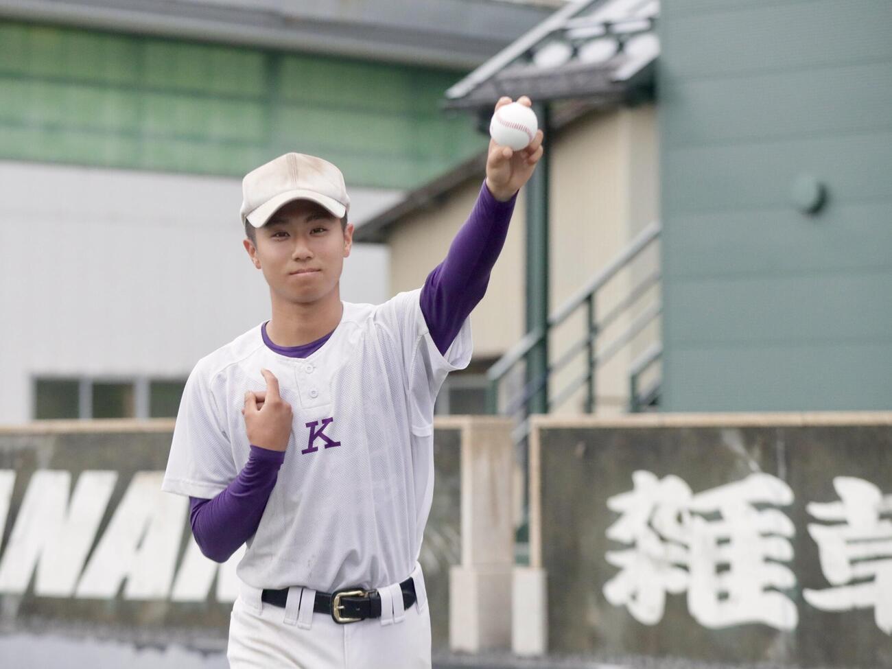 県大会に向け意気込む金足農・斎藤遼夢（撮影・高橋香奈）