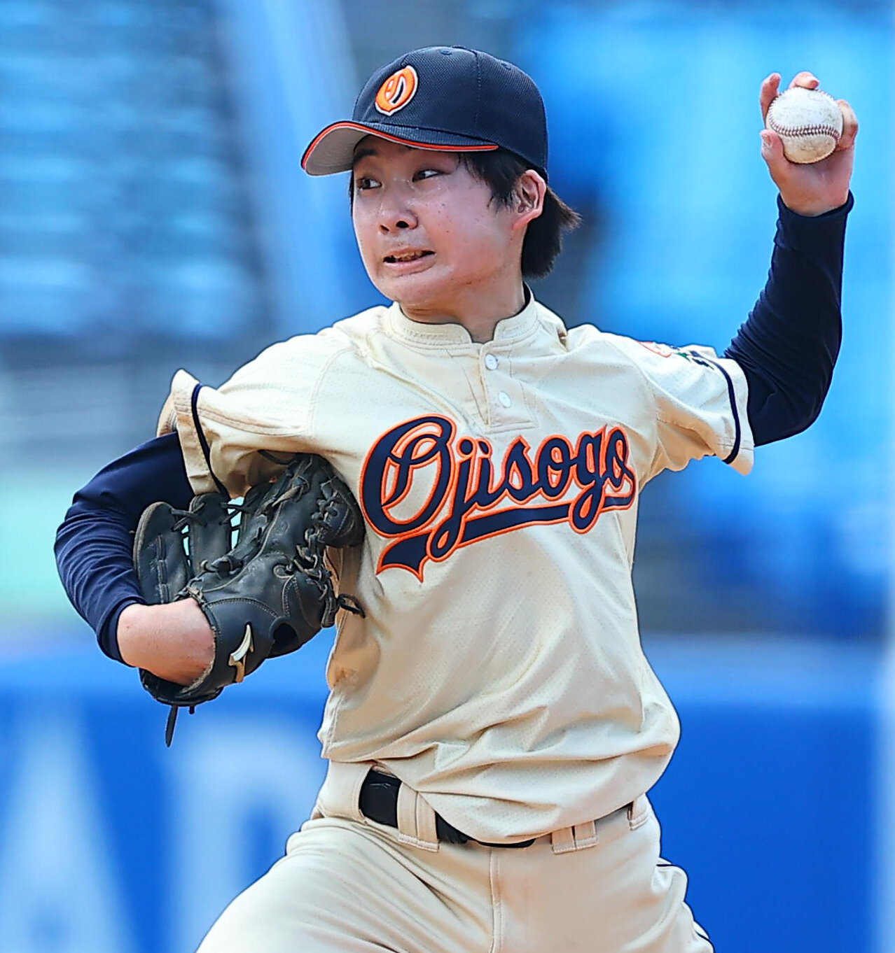 昭和第対王子総合　力投する王子総合・坂井清俊（撮影・野上伸悟）