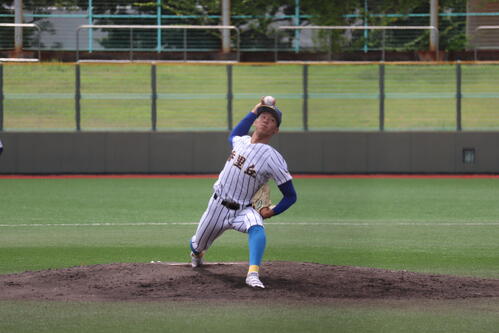 【高校野球】６球団のスカウト視察！香里丘・岡本翔斗が５回に志願登板「状態悪くない」／大阪